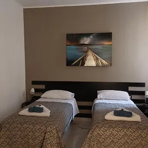  Pensión Rolando 20b